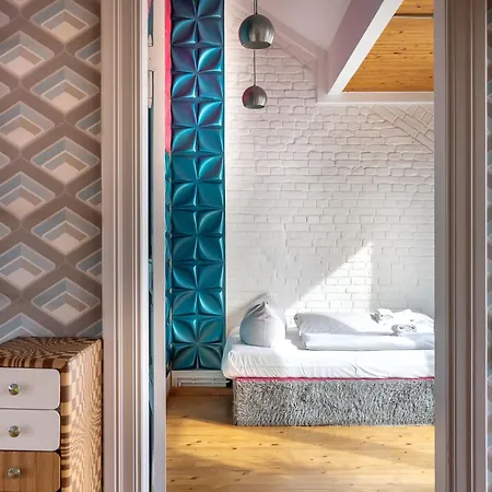 Floor Penthouse With Garden